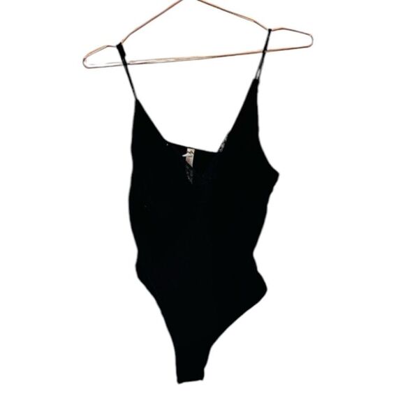 EUC Intimately Free People Black Lace Bodysuit Medium - Picture 1 of 4